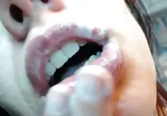 Labios tetona chica persiguiendo el barril hahala p0rno xxx que se pegan en el baño