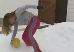 Joven videos xxx oral rubia en una furgoneta pateando extraño