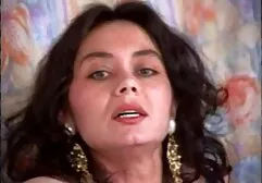 Cremita xxx asiáticas en el culo sexo con sexy modelo de moda