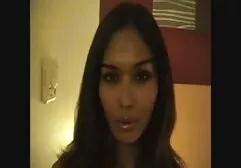 Ella le dio al novio en el culo cerca de la piscina al paginas porno gratis aire libre