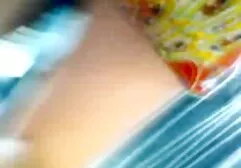 Sintiendo la Doble Penetración, la chica le videos porno de incesto real pide que se corra en su boca