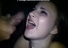 Familiarizarse con la rubia conduce al video insesto sexo en un coche