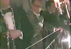 La persona casi engaña ver videos sexo a la chica que llegó e insulta el ano