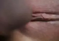 Chica delgada invitó a su extraño y enmarcó el mejor video de sexo su culo
